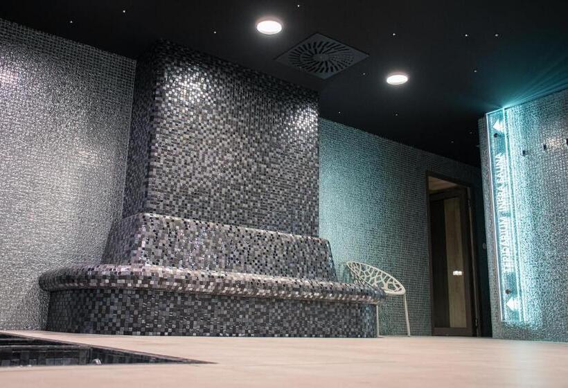 Rm Hotel Wellness&congress