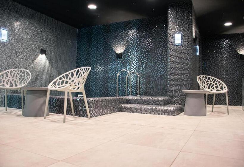 Rm Hotel Wellness&congress