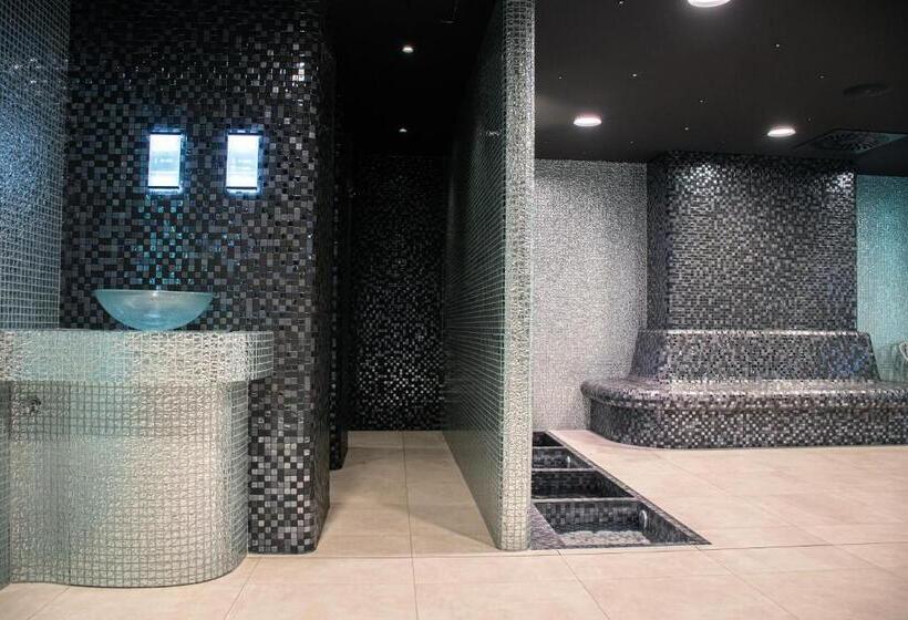 Rm Hotel Wellness&congress