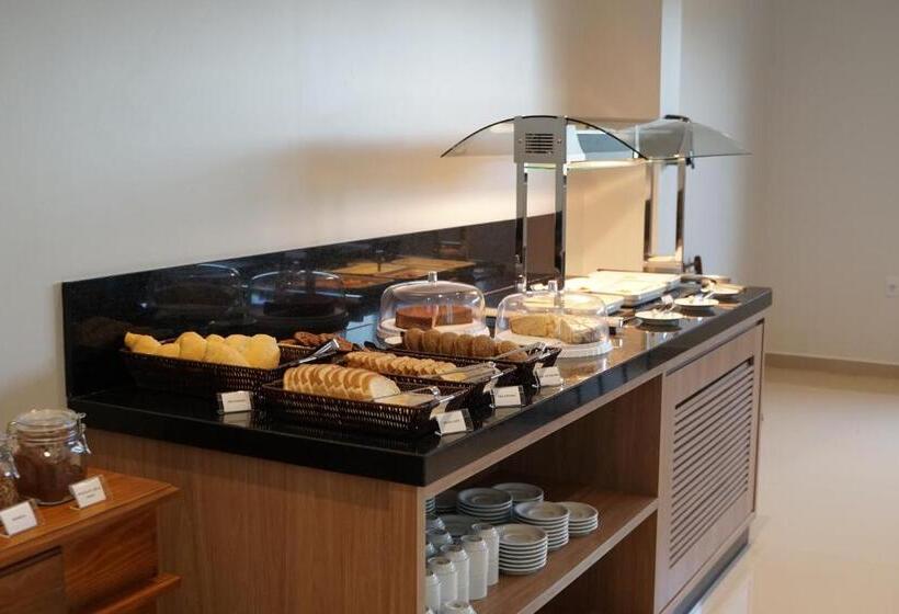 Trento Hotel Guaíra By Unna