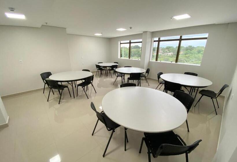 Trento Hotel Guaíra By Unna