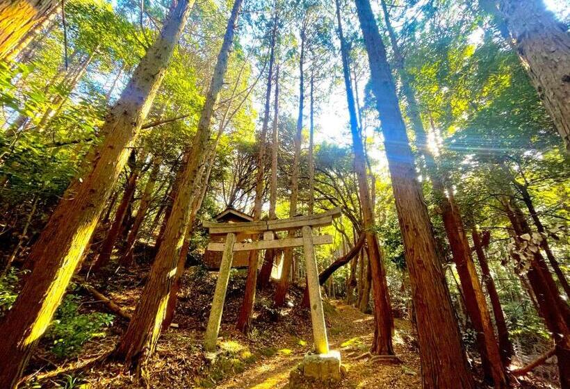 הוסטל 自然豊かな隠れ家ゲストハウス和村nagomura