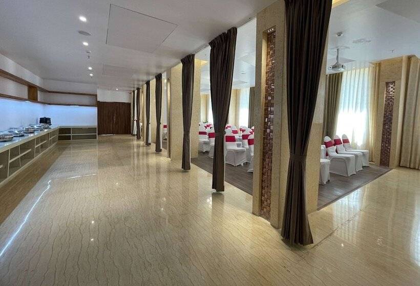 호스텔 Quality Inn Rockwell Grand, Bangalore