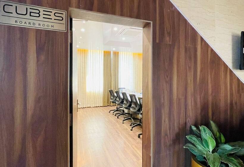 호스텔 Quality Inn Rockwell Grand, Bangalore