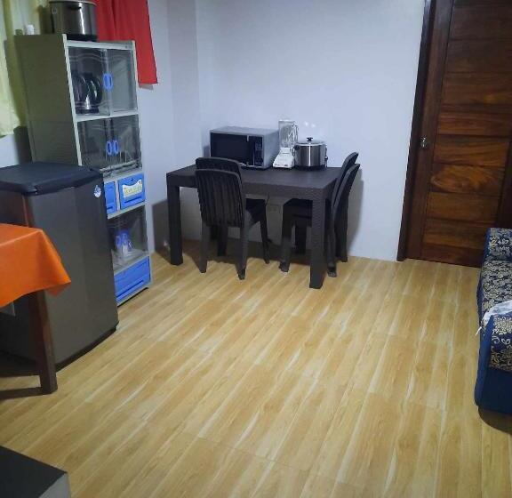 هاستل Visita Highland Inn