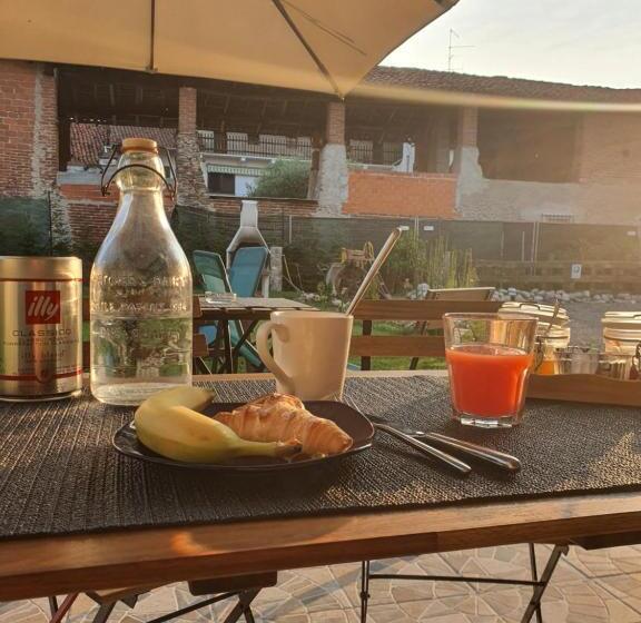 تختخواب و صبحانه La Bolgora Guesthouse