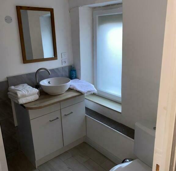 مبيت وإفطار La Dilichambre