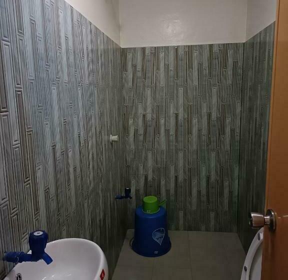 تختخواب و صبحانه Ocean View Room Jay Henry S Transient House