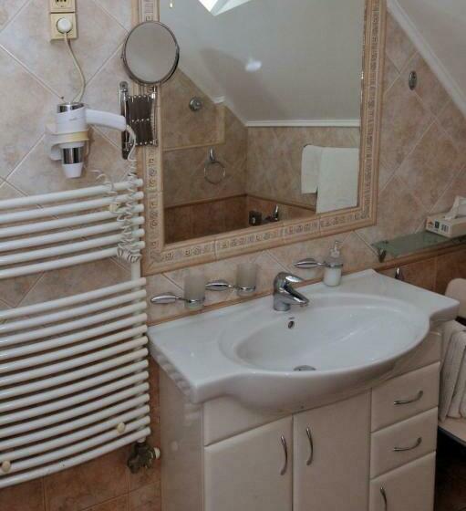 تختخواب و صبحانه Pátria Panzió