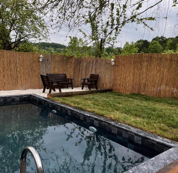 민박 Sapancaadabungalov