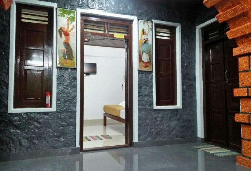 Bed and Breakfast Surya Villas