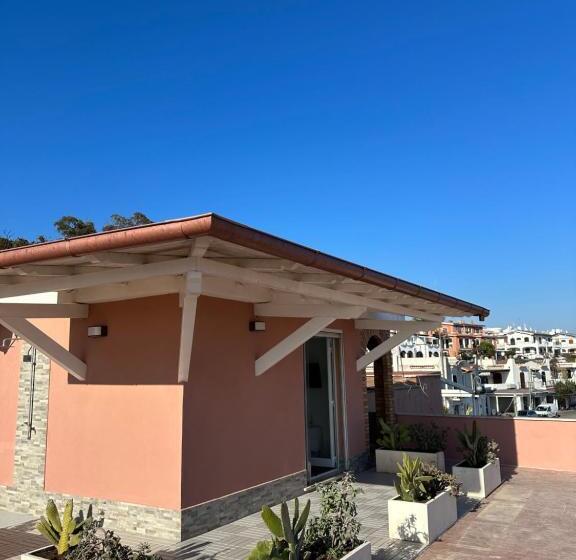 住宿加早餐  The Roofport