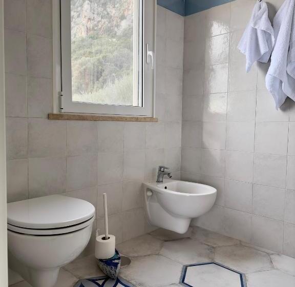 住宿加早餐  The Roofport