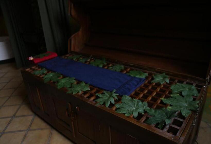 민박 Thisara Villas