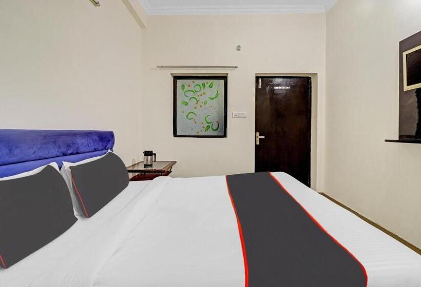 Collection O 80556 Hotel Mansarovar