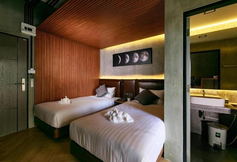 호텔 เดอะซิกเนเจอร์ นคร โฮเทล