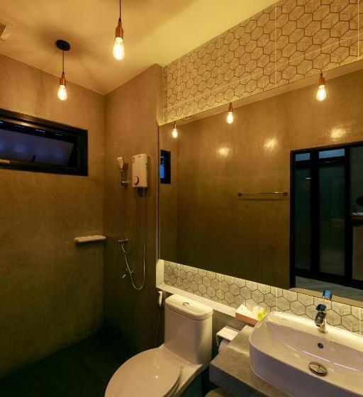 호텔 เดอะซิกเนเจอร์ นคร โฮเทล