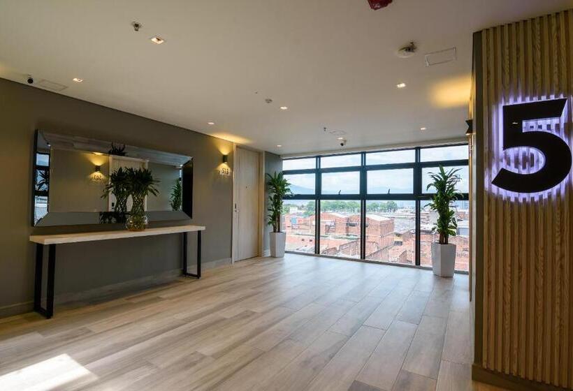 בית מלון כפרי 4 Sur