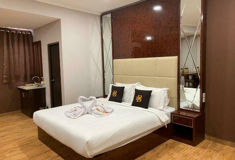 酒店 Binong Near Siloam Lippo Karawaci, Tangerang