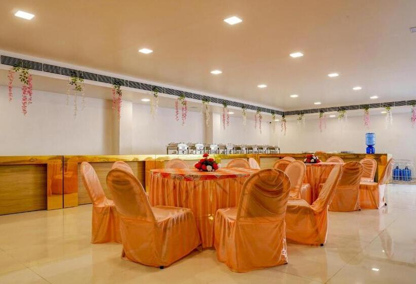 בית מלון כפרי Collection O Blue Diamond