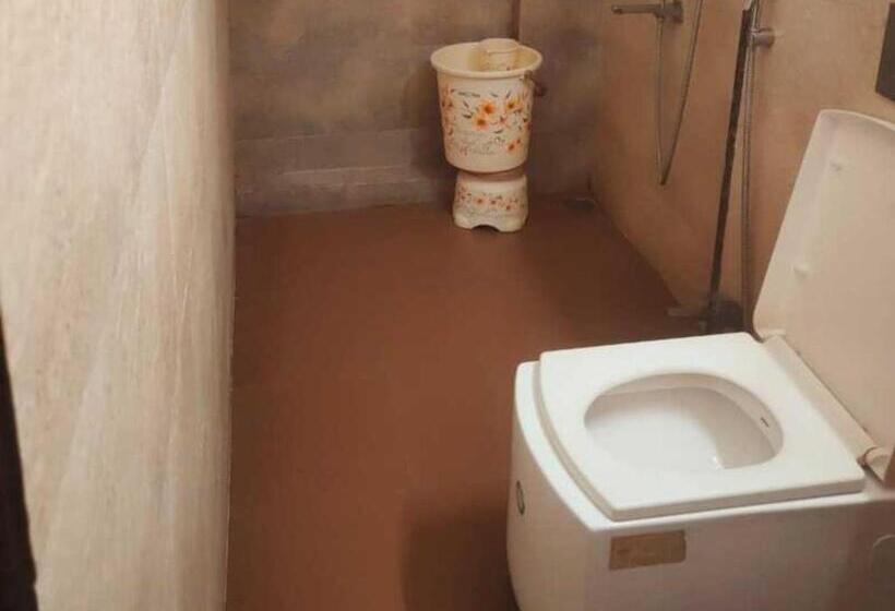 فندق Collection O 82983 Shiv Shakti Resort