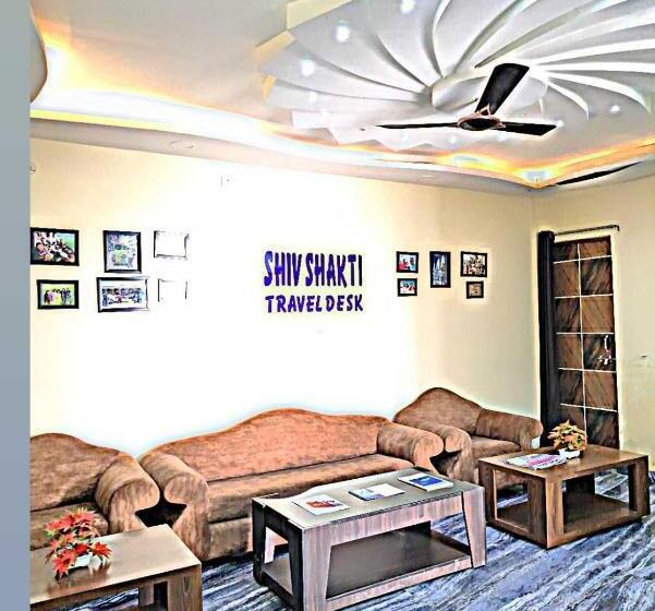 فندق Collection O 82983 Shiv Shakti Resort