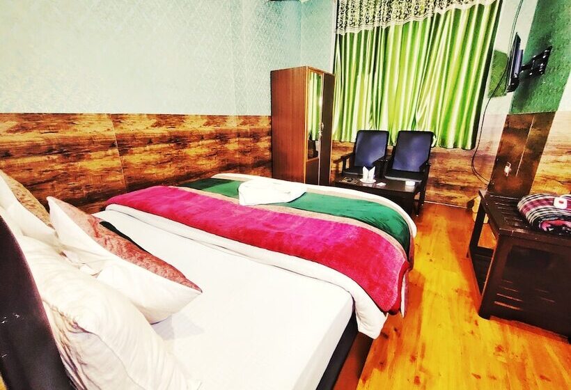 Hotel Darussalam Restaurant And Inn