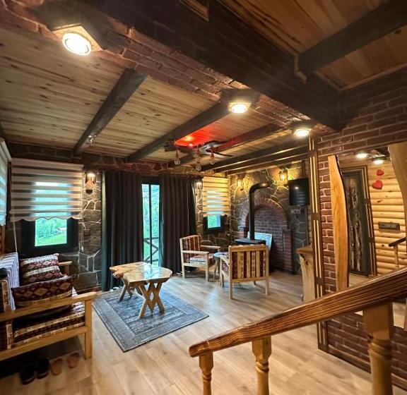 Отель Della Suit Bungalov