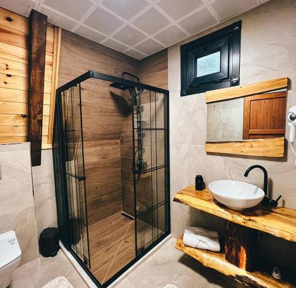 Отель Della Suit Bungalov