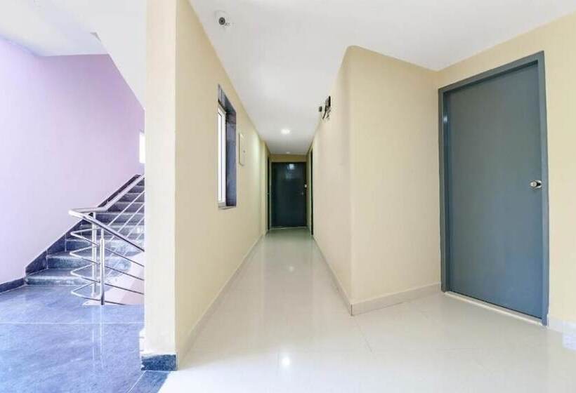 Отель Banyan Tree