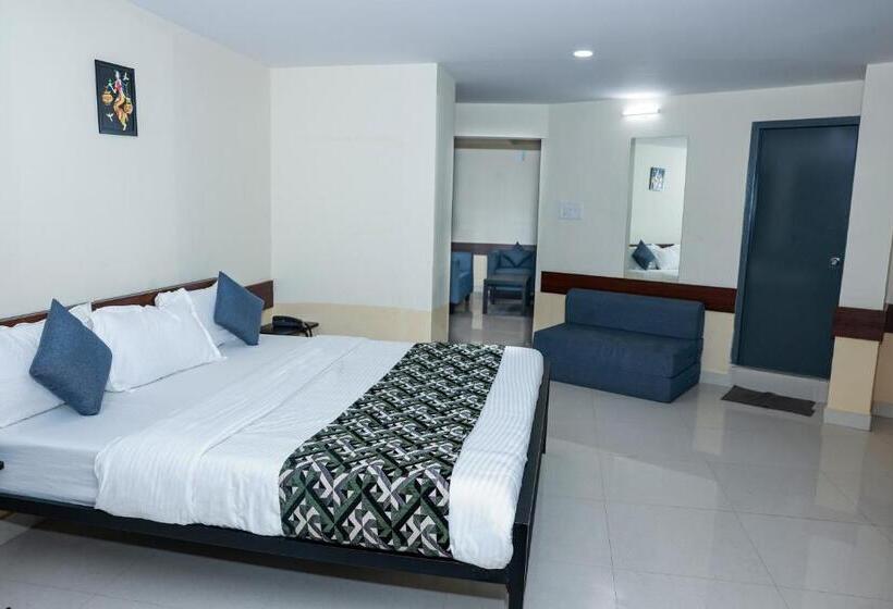 Отель Banyan Tree