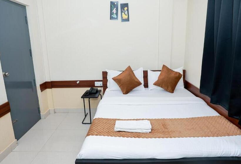 Отель Banyan Tree