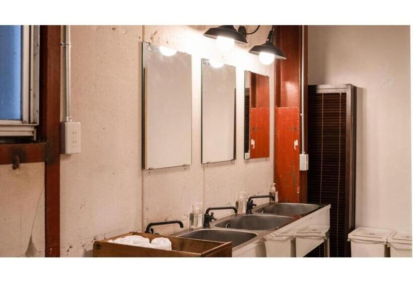 ホテル Fan! Aburatsu Sports Bar & Hostel  Vacation Stay 78451v