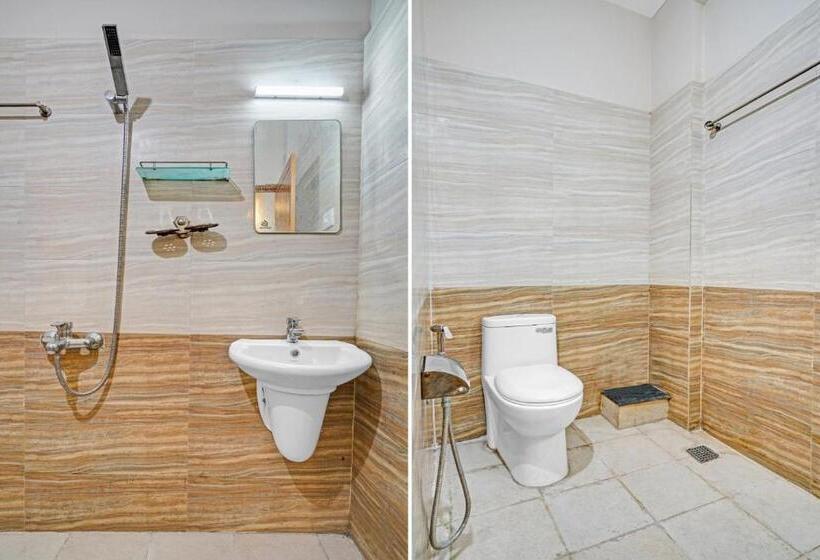 Отель Flagship Chaitanaya Inn Infopark Kochi