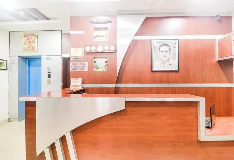 ホテル Flagship Zen Royal Cottage