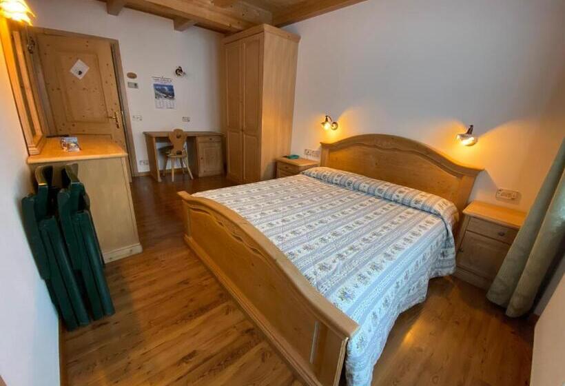 فندق Garní Ladinia