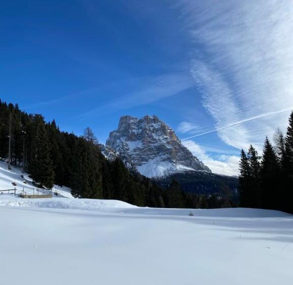 فندق Garní Ladinia