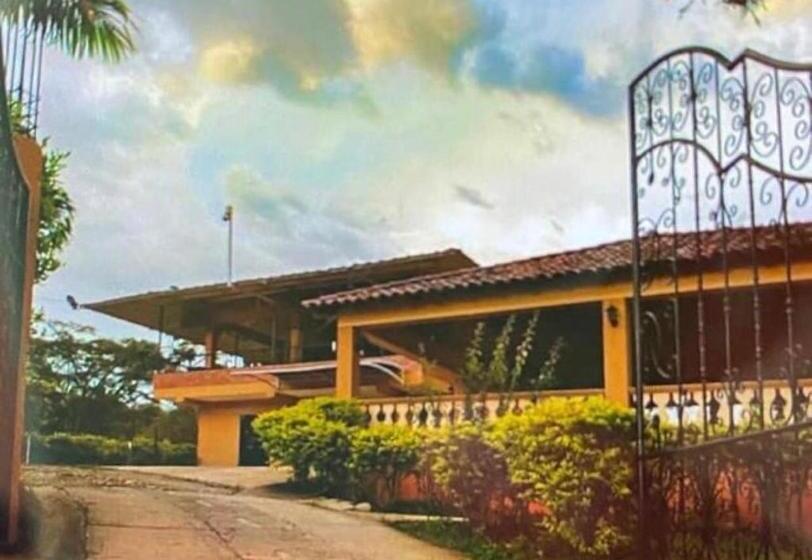 호텔 Hostal Campestre Vida Tranquila