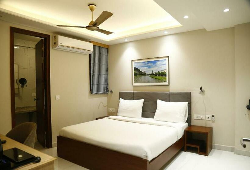 فندق Jaiminis Landmark