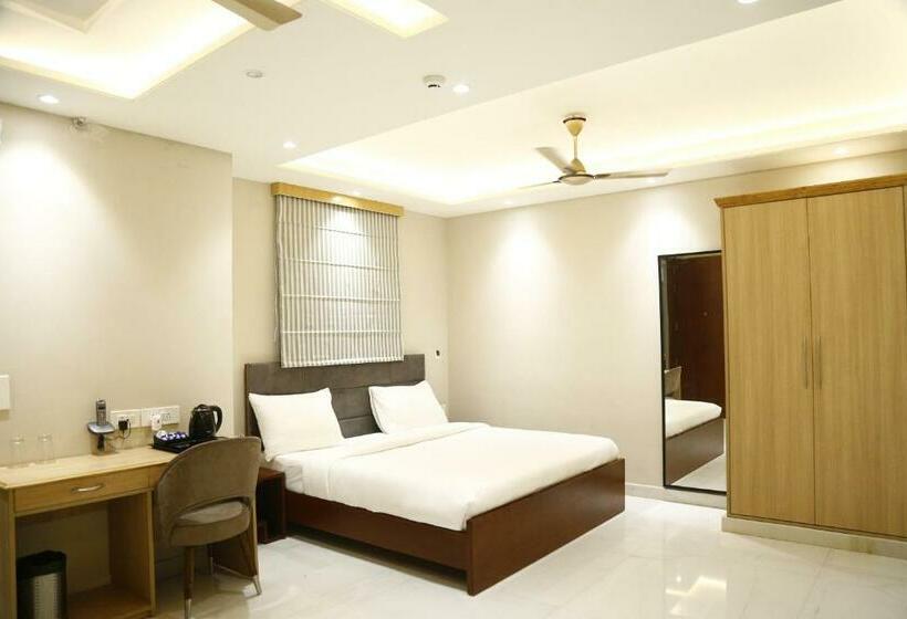 فندق Jaiminis Landmark