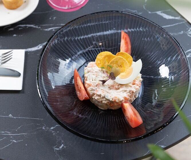 هتل Js Palma Plaza