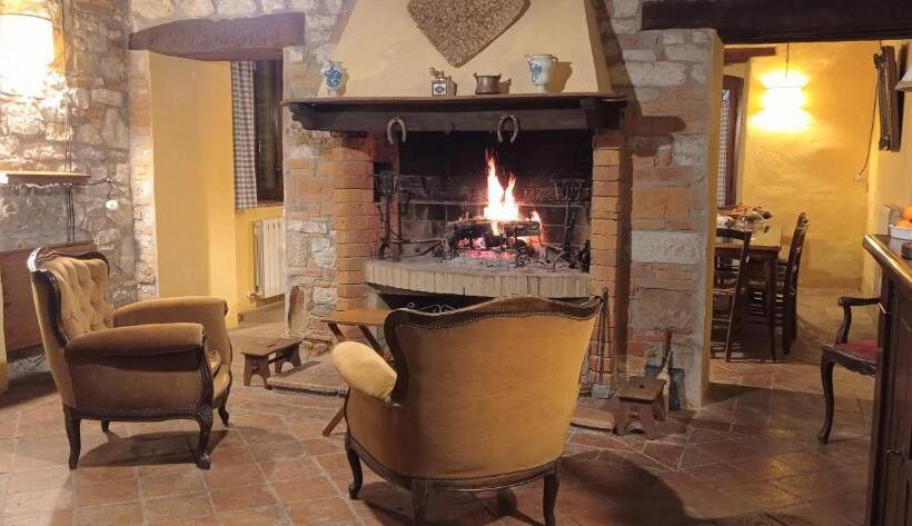 בית מלון כפרי Large Farmhouse In Umbria  Swimming Pool  Cinema Room  Transparent Geodesic Dome