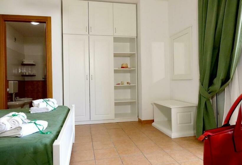 فندق Leuca Twentys