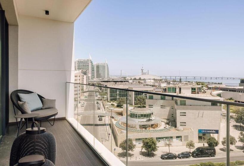 هتل Martinhal Lisbon Oriente