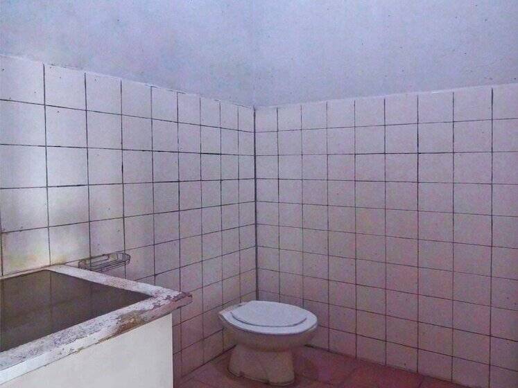 Отель Oyo 92041 Borneo