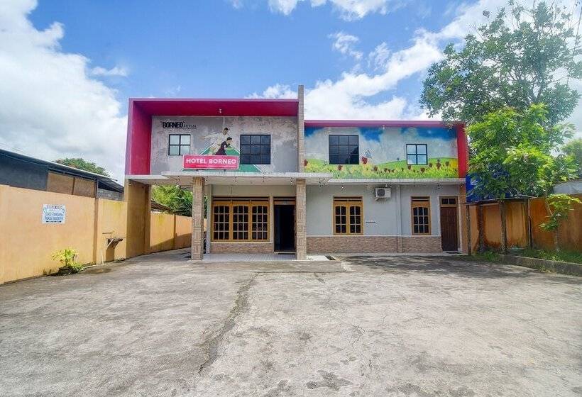 Отель Oyo 92041 Borneo