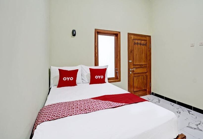 فندق Oyo 92043 Kost Barokah Syariah Madiun