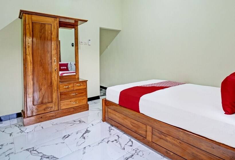 فندق Oyo 92043 Kost Barokah Syariah Madiun