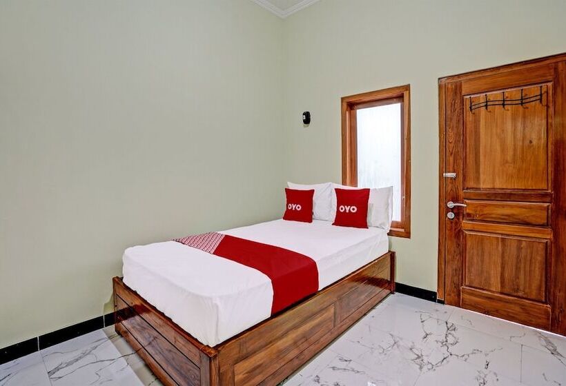 فندق Oyo 92043 Kost Barokah Syariah Madiun
