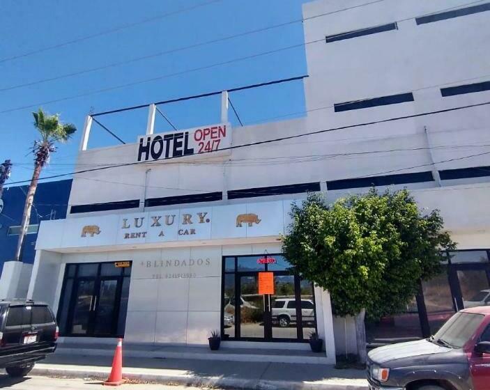 호텔 Oyo Suites Aeropuerto
